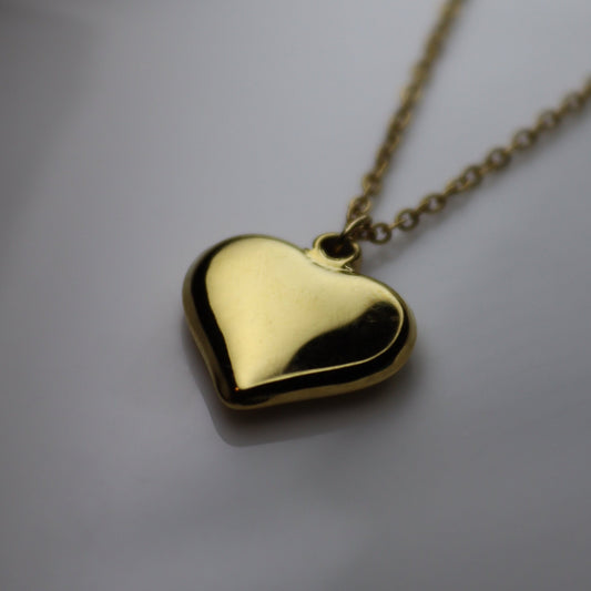 Engraved heart necklace